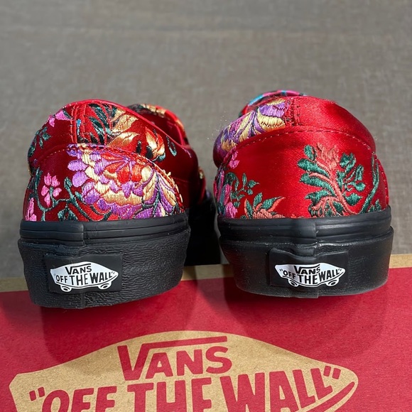 Vans Classic Slip-On Festival Satin - Picture 3 of 6